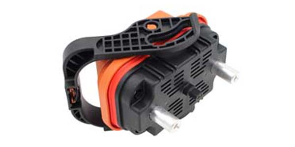 MSD XL plug from Amphenol PCD
