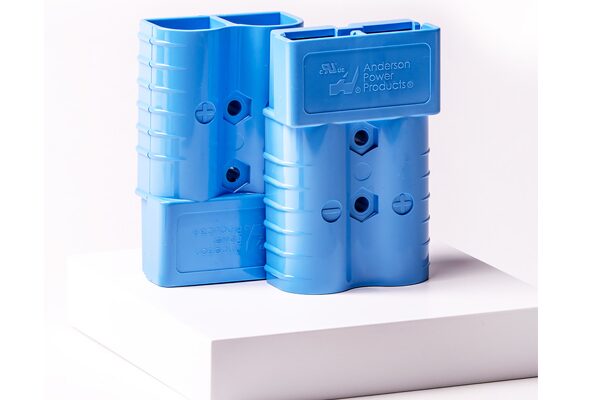 SB Connectors from Anderson Power feature a convenient genderless design and multiple housing sizes to support 50 to 500A applications.