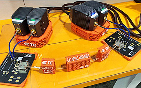 The AdrenaLINE Catapult UHD connector is a high-density copper interface designed for 224 G/448 G per lane applications. A live demonstration of a 448 G board-to-board application used PAM6 modulation.