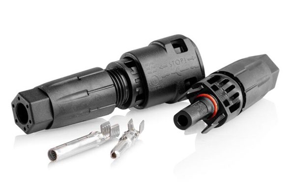 UL-approved WM4C PV connectors provide secure, tool-required disconnection and performance ratings up to 1,500 VDC and 35 A for reliable PV-side inverter connections.