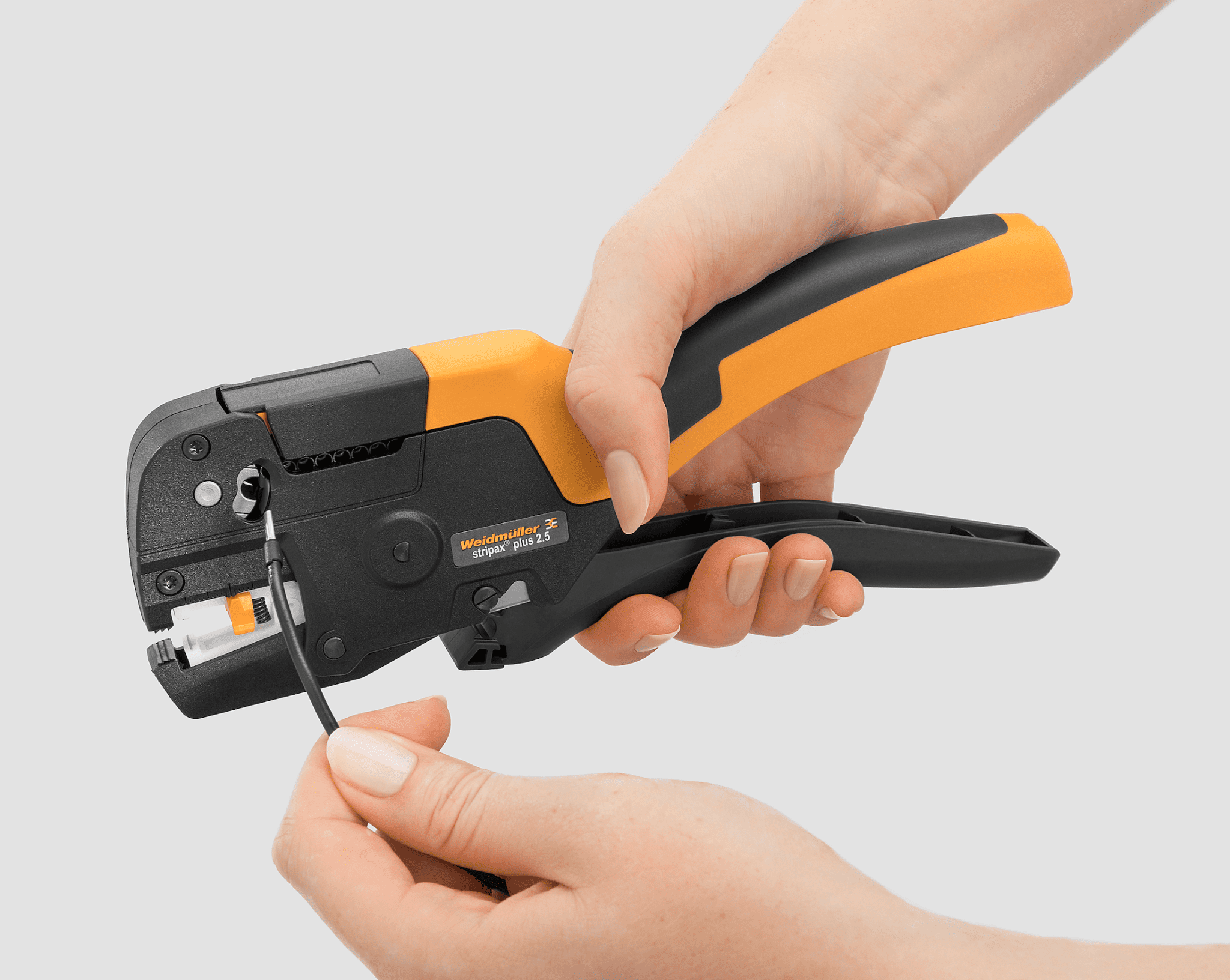 Weidmuller USA unveiled the new stripax plus tool